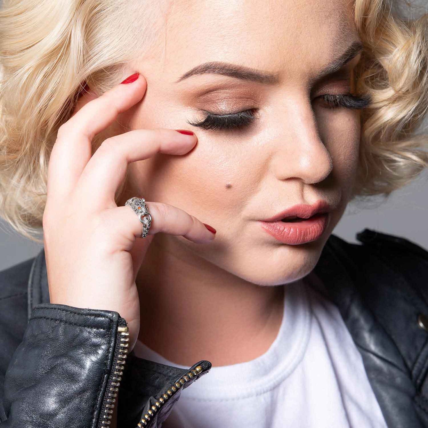 Chrissie: Panther Ring in Marcasite, Carnelian and Sterling Silver