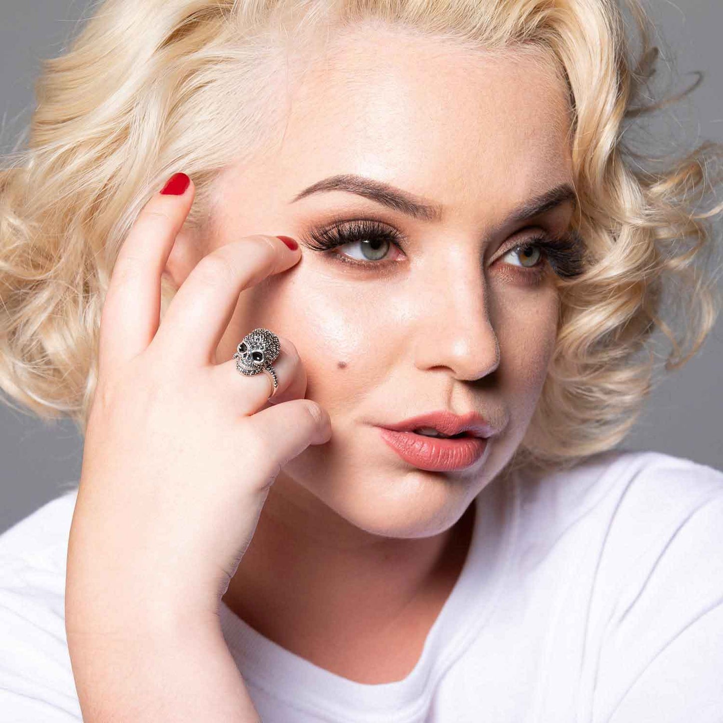 Jett: Skull Ring in Marcasite, Enamel and Sterling Silver