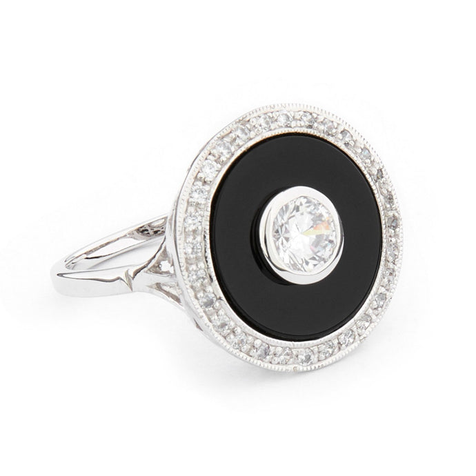 Wellington_&_North_Art_Deco_Jewellery_Marilyn_Cubic_Zirconia_Black_Onyx_925_Sterling_Silver_Round_Ring_Side_View